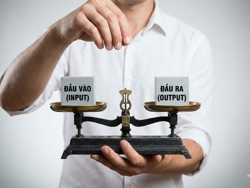 Lý thuyết Công bằng (Equity Theory): Nền Tảng, Nội Hàm và Ứng Dụng